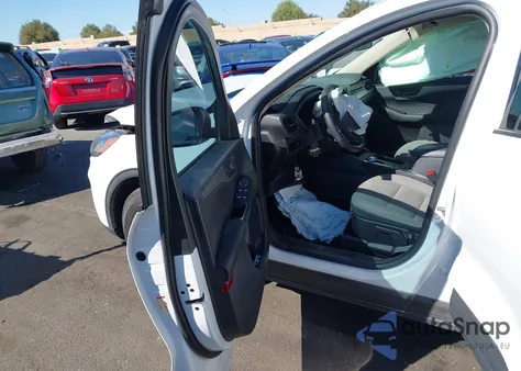 2020 Ford Escape S из США, поврежденный, VIN 1FMCU0F61LUA35572